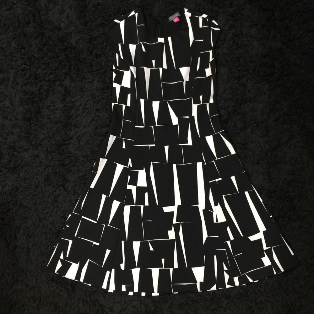Vince Camuto Geo Print Dress